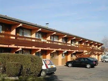 Grill Du Coudray Montceaux Hotel Le Coudray-Montceaux
