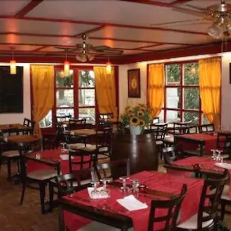 Grill Du Coudray Montceaux