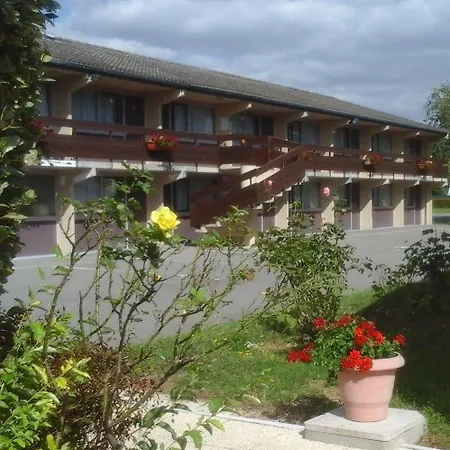 Grill Du Coudray Montceaux 2* Le Coudray-Montceaux